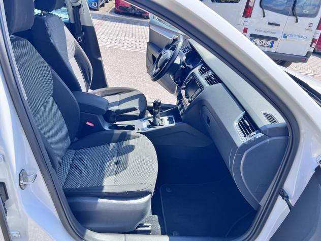 Škoda Octavia 1.6 TDI CR 110cv Executive SW - Foto 7
