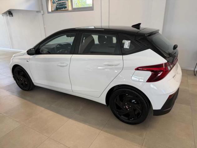HYUNDAI i20 1.0 T-GDI dark line 90cv mt Km0 rif. 24100631 - Foto 6