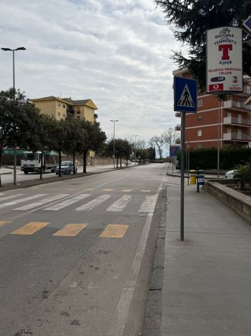 LOCALE COMMERCIALE USO INVESTIMENTO A BATTIPAGLIA - Foto 4