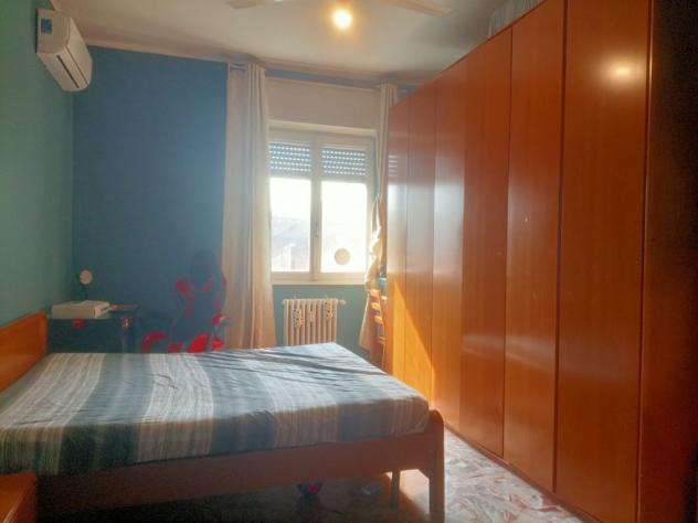 Ampio Bilocale di 76 mq Abitabile Subito con Balcone e Cantina – Vicino a Servizi e Passante FS - Foto 12