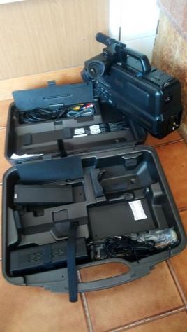 RICAMBI: Videomovie VHS HI-FI Panasonic NV-M10