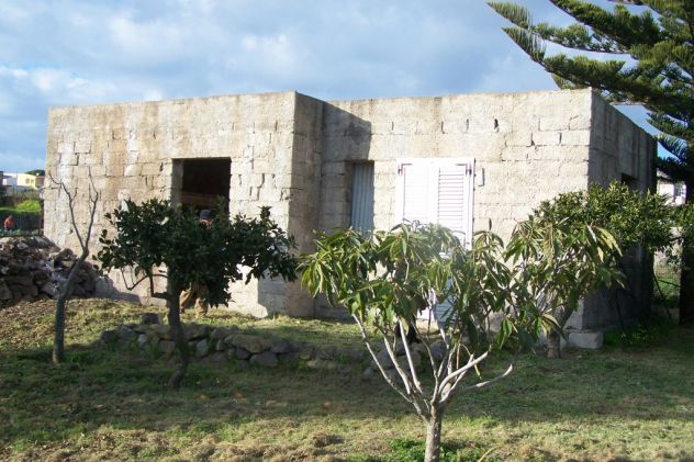 Eolie, Lipari rif. 213-(Pianoconte), rustico in costruzione e progetto approvato - Foto 3