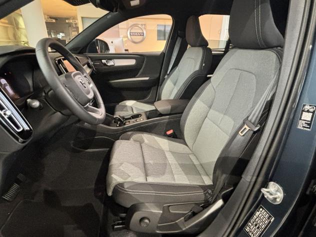Volvo XC40 XC40 B3 automatico Core - Foto 3