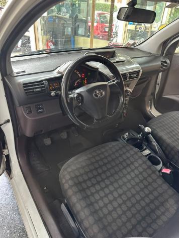 Toyota iQ 1.3 Executive - Foto 9