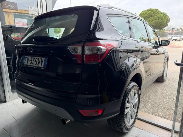 Ford Kuga 1.5 TDCI 120 CV TITANIUM - Foto 6