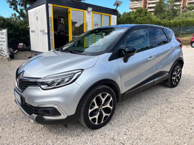 Renault Captur dCi 8V 90 CV EDC Initiale Paris - Foto 2