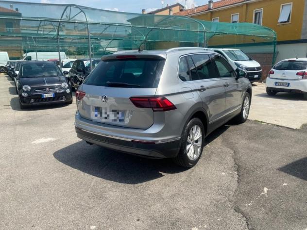 Volkswagen Tiguan 2.0 TDI SCR DSG 4MOTION Executive BMT - Foto 5