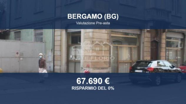 Immobile in asta di 211 m² in vendita a Bergamo