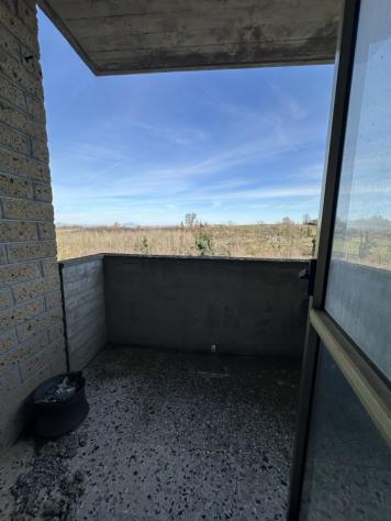 Appartamento - Loc. Il Casone (Pitigliano)
Ampio e funzionale appartamento con garage -- Nel cuore della Maremma del Tufo
A soli 5 minuti dallo spett - Foto 17