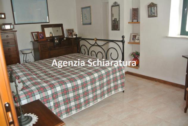 SANT'ANGELO IN LIZZOLA VENDESI CASOLARE STORICO CON SCOPERTO ESCLUSIVO - Foto 17