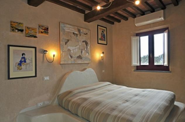 RUSTICO di 14 vani e di 360 mq (CAMAIORE) rif. 1094 - Foto 6