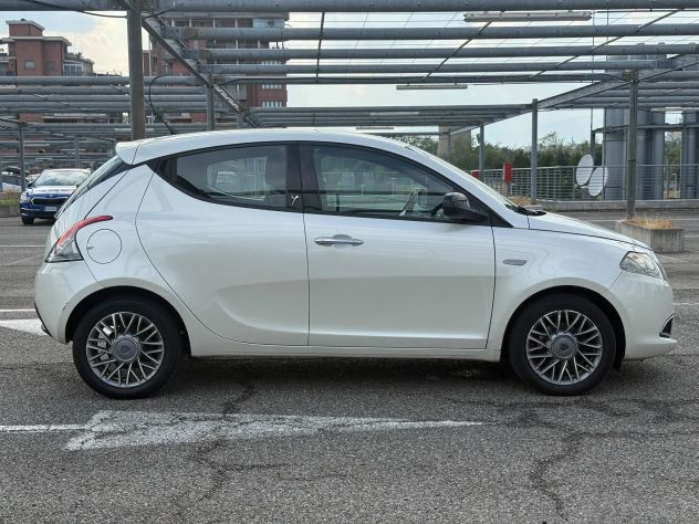 LANCIA YPSILON 3A SERIE anno 2011 - Foto 3