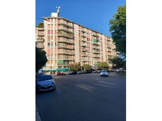 AFFITTASI BILOCALE ARREDATO