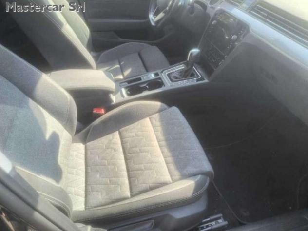 VOLKSWAGEN Passat Variant Passat VIII Variant 2.0 tdi Business 150cv dsg TG rif. 24184802 - Foto 6