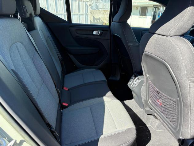 Volvo XC40 T2 AUT. CORE - Foto 6