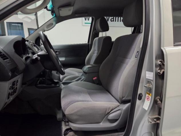 TOYOTA Hilux 3.0 D-4D 4WD MANUALE rif. 23772282 - Foto 9
