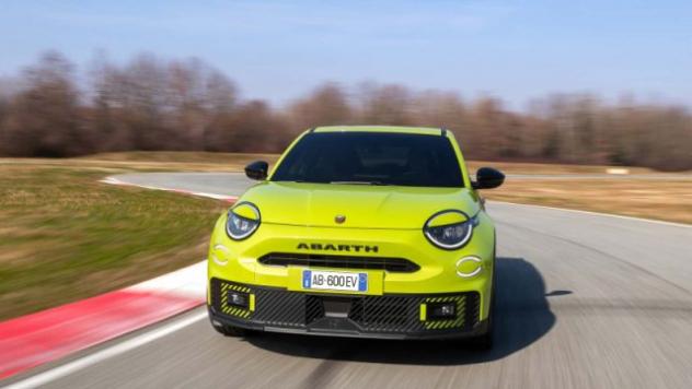 ABARTH 600e Competizione rif. 23759349 - Foto 3