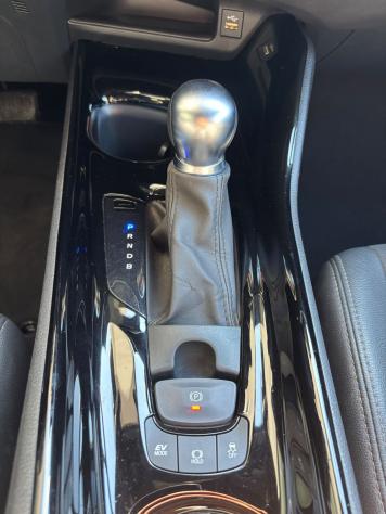 Toyota C-HR 1.8H (122CV) E-CVT Lounge - Foto 8