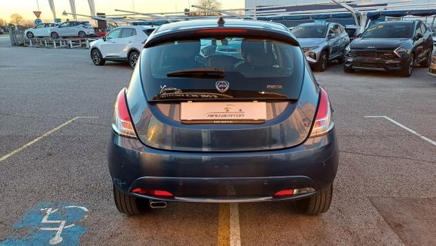 Lancia Ypsilon 1.0 FireFly 5 porte S&S Hybrid Gold - Foto 4
