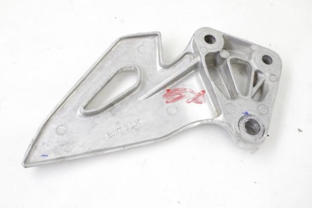 SUZUKI GSX S 125 4352123K00 STAFFA PEDANA ANTERIORE SINISTRA WDL0 22 - 24 FRONT LEFT FOOTREST HOLDER - Foto 2