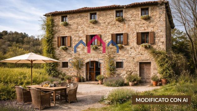 Rustico in vendita a Castiglione di Garfagnana 320 mq Rif: 1405767