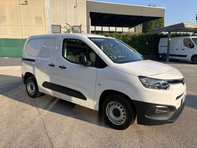Toyota Proace City 1.5D 100cv S&S MT L1 - Foto 5