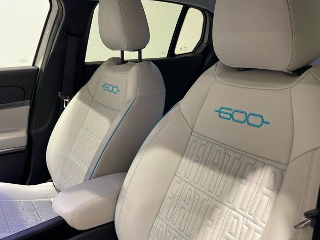 FIAT 600 600 Hybrid 110 CV DCT MHEV La Prima*IN ARRIVO* - Foto 8