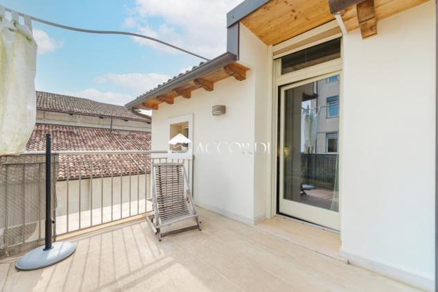 TERRATETTO di 5 vani e di 210 mq (CONEGLIANO) rif. SM007 - Foto 5
