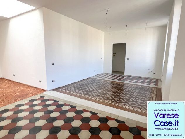 Bellissimo appartamento bilo/trilo in AFFITTO in zona pedonale a VARESE - Foto 6