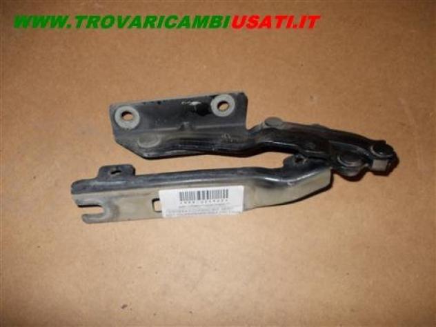 CERNIERA D.COFANO ANT. NERO MET VOLKSWAGEN GOLF (1K) 3 porte / 5 porte  Carrozzeria  Lamierati esterni  Cofano  Cerniera cofano  VOLKSWAGEN - GOLF 5 -