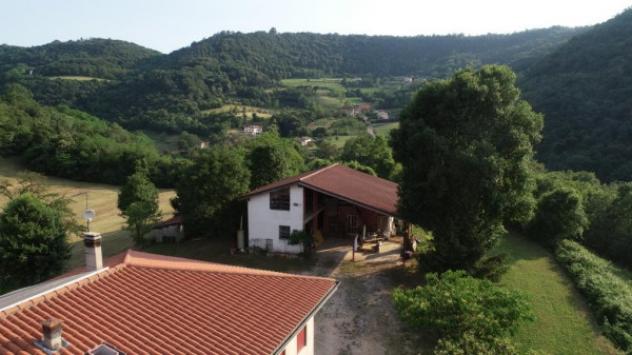 Rustico / Casale di 147 m² con 4 locali e box auto doppio in vendita a Altavilla Vicentina - Foto 17