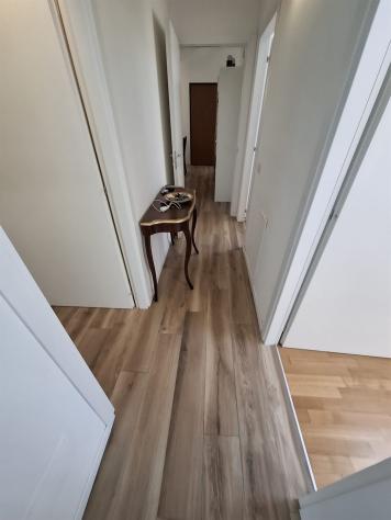ULTIMO PIANO: Luminoso appartamento di 4 locali a Meda - Foto 16