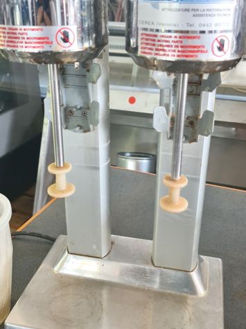 frullino per frappè a doppio bicchiere usato - Foto 2