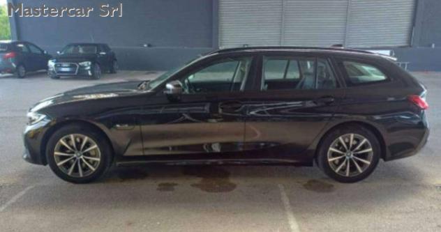 BMW 330 330e Touring xdrive auto - GG470ZE rif. 24138245 - Foto 3