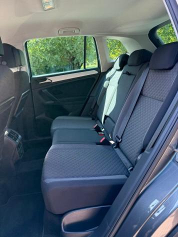 VOLKSWAGEN Tiguan 2.0 TDI SCR DSG Business BlueMotion Technology rif. 22855194 - Foto 5