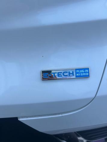 Renault Captur Plug-in Hybrid E-Tech 160 CV Intens - Foto 8