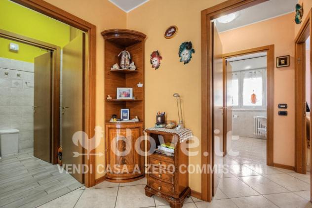Appartamento di 85 m² con 3 locali e box auto in vendita a Cantù - Foto 18