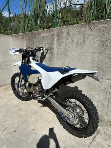 Husqvarna TE 300 te300 i enduro 2 tempi - Foto 4