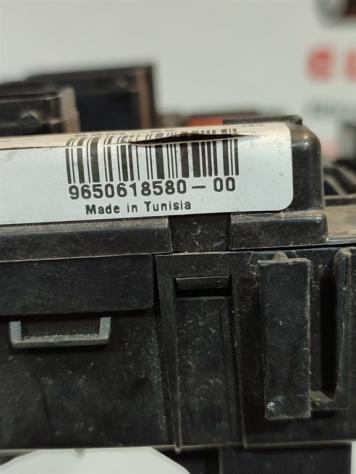 SCATOLA PORTA FUSIBILI CITROEN C2 1° Serie 9650618580 DV4ATD diesel 1398 (0305) - Foto 4