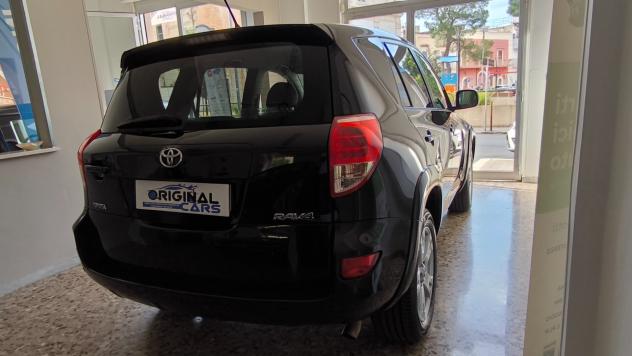 Toyota RAV 4 RAV4 2.2 D-4D 177 CV Luxury - Foto 10