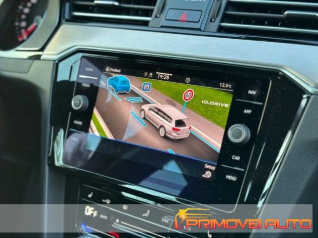 VOLKSWAGEN Passat Variant 1.5 TSI ACT DSG Elegance rif. 20831891 - Foto 3