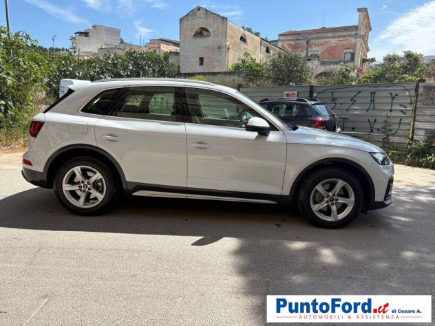 AUDI - Q5 - 35 TDI S tronic Business Advanced Hibrid - Foto 4