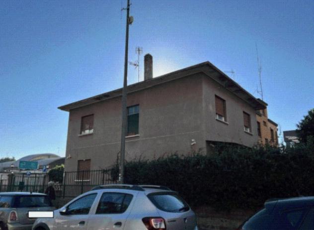 Immobile in asta di 92 m² in vendita a Milano
