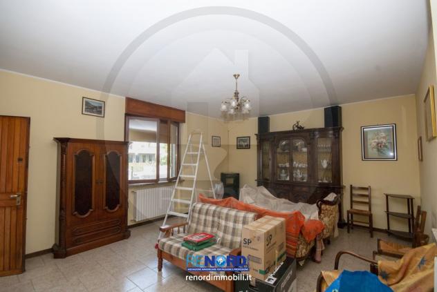 RIF. VIL9361 - VILLANTERIO - Affittasi appartamento di 4 locali, doppi servizi, balconi, box e area esterna. - Foto 11