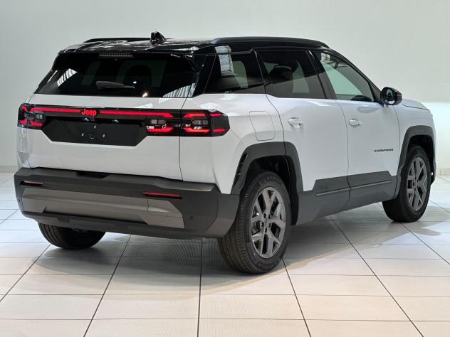 Jeep Compass e-Hybrid 1.2 Turbo MHEV 106kW First Edition DCT - Foto 6