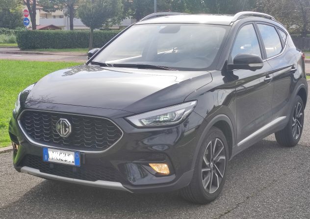 MG ZS 1.5 LUXURY