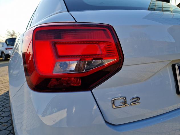 Audi Q2 35 TFSI S TRONIC - Foto 9