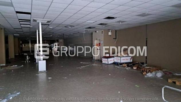 Fabbricati costruiti per esigenze commerciali di 1400 mq in vendita a Oleggio - Rif. 4557580 - Foto 7