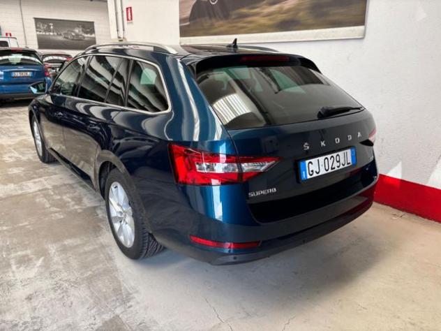 SKODA Superb 2.0 TDI EVO 200 CV SCR DSG Wagon 4x4 Style rif. 23869049 - Foto 4