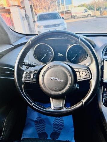 Jaguar F-Pace 2.0 D i4 Prestige AWD My19 - Foto 8